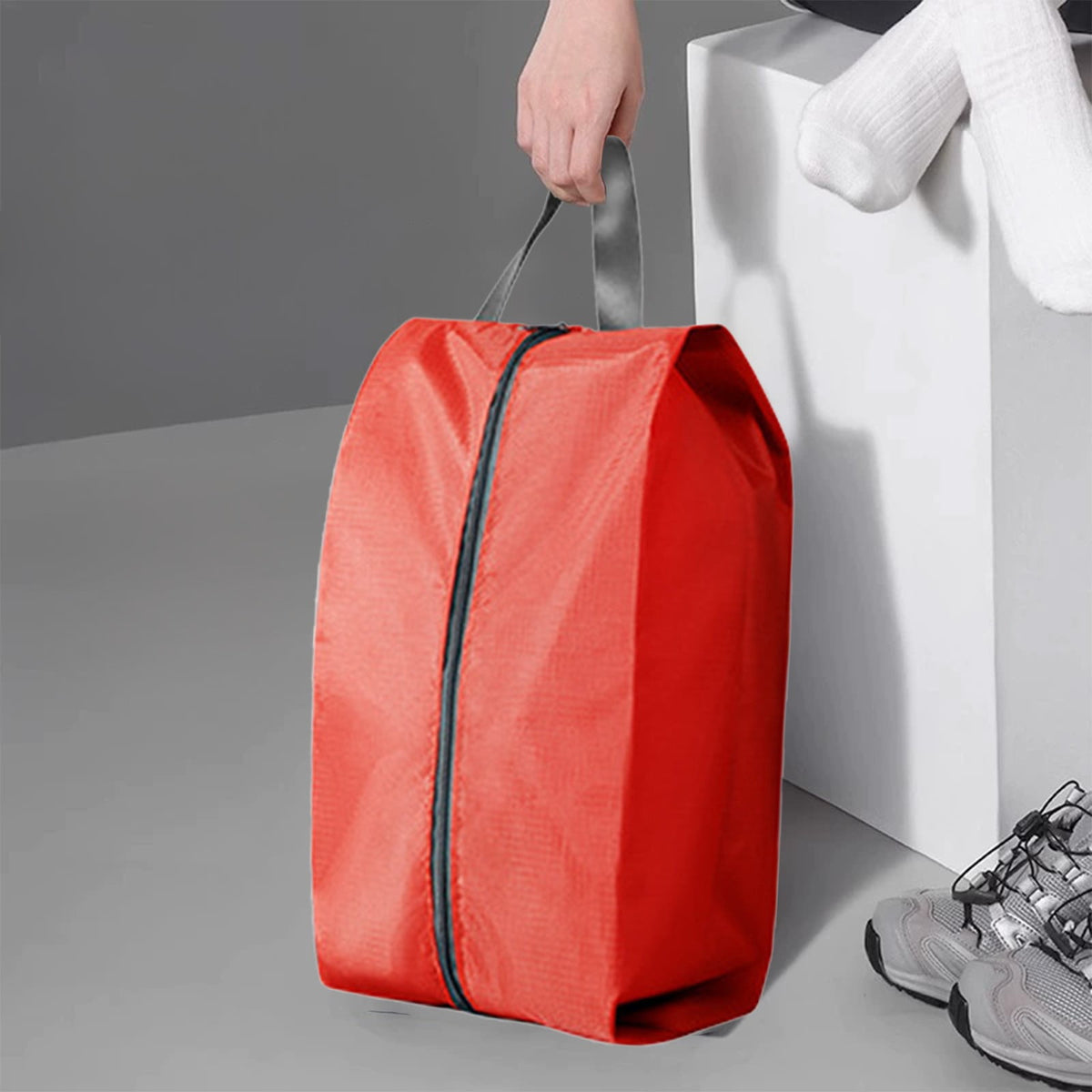 Large Travel Shoe Bag with Zip and Handle, Water-Repellent Nylon, Red - Image 3